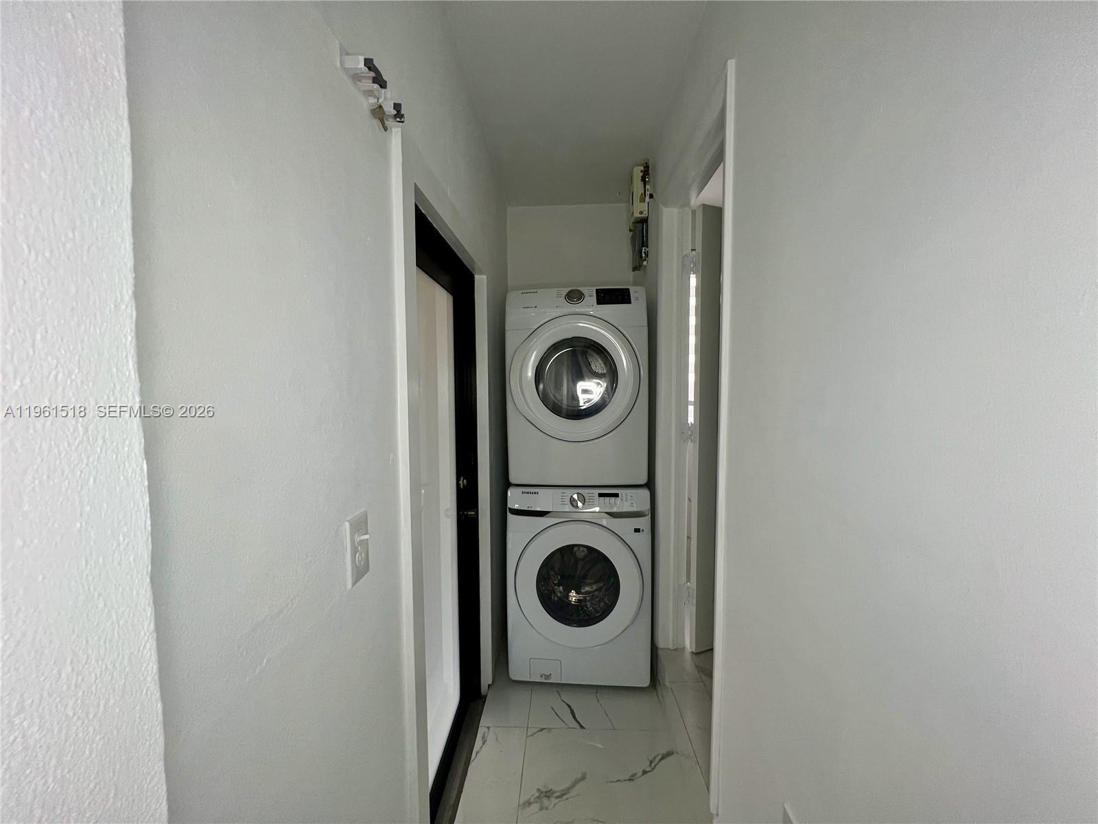 SILVER BLUFF HOMESITES - Residential Income