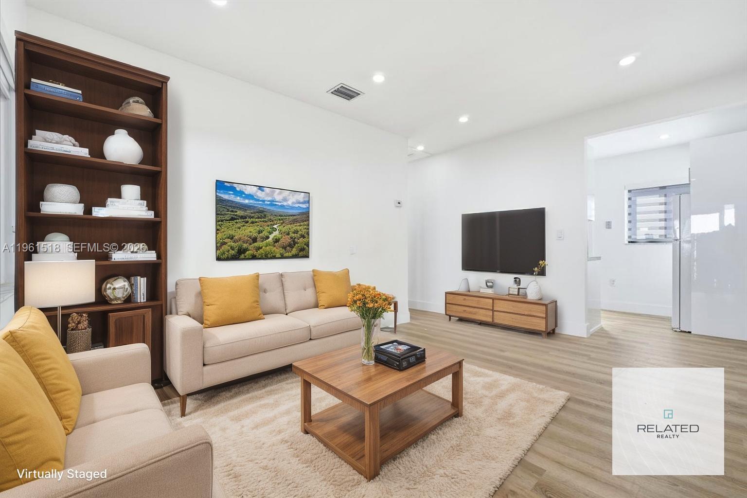 SILVER BLUFF HOMESITES - Residential Income