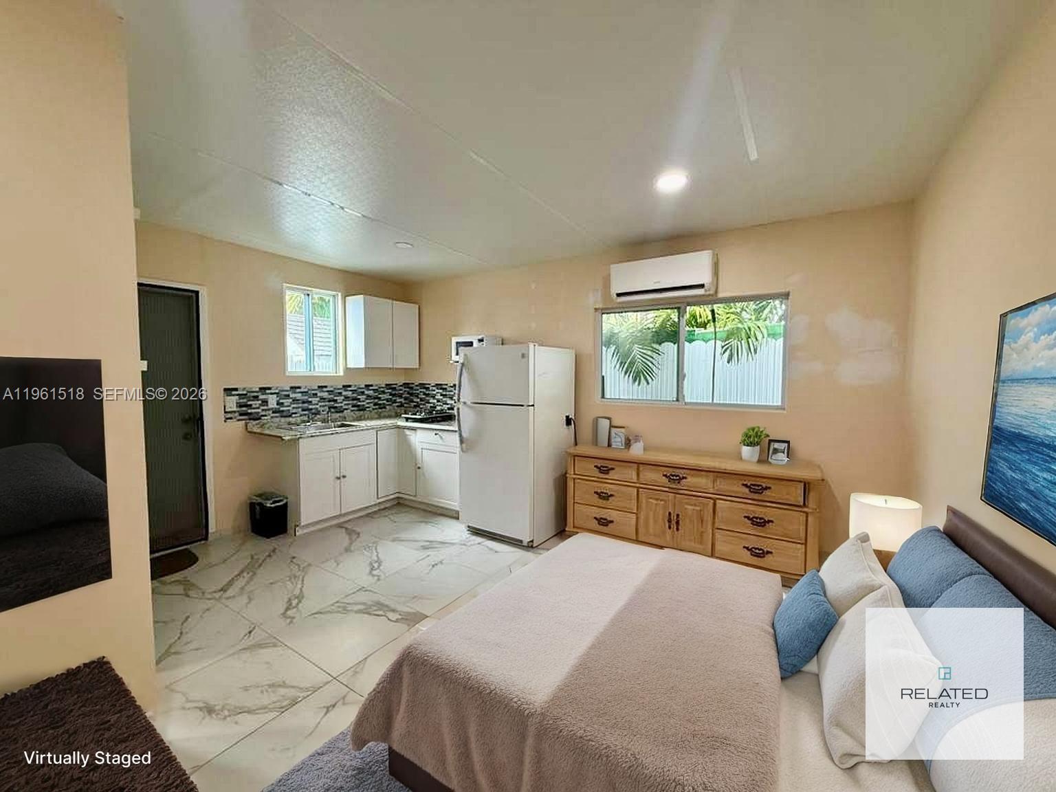 SILVER BLUFF HOMESITES - Residential Income