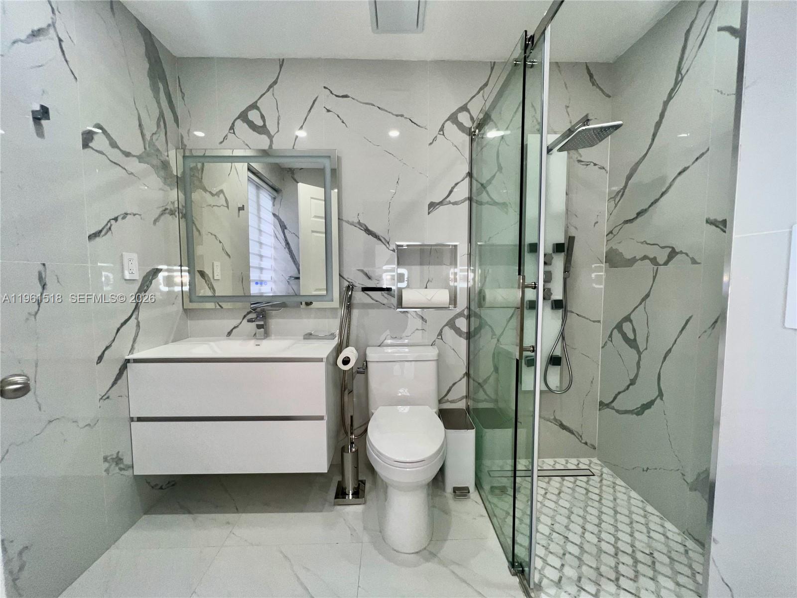 SILVER BLUFF HOMESITES - Residential Income