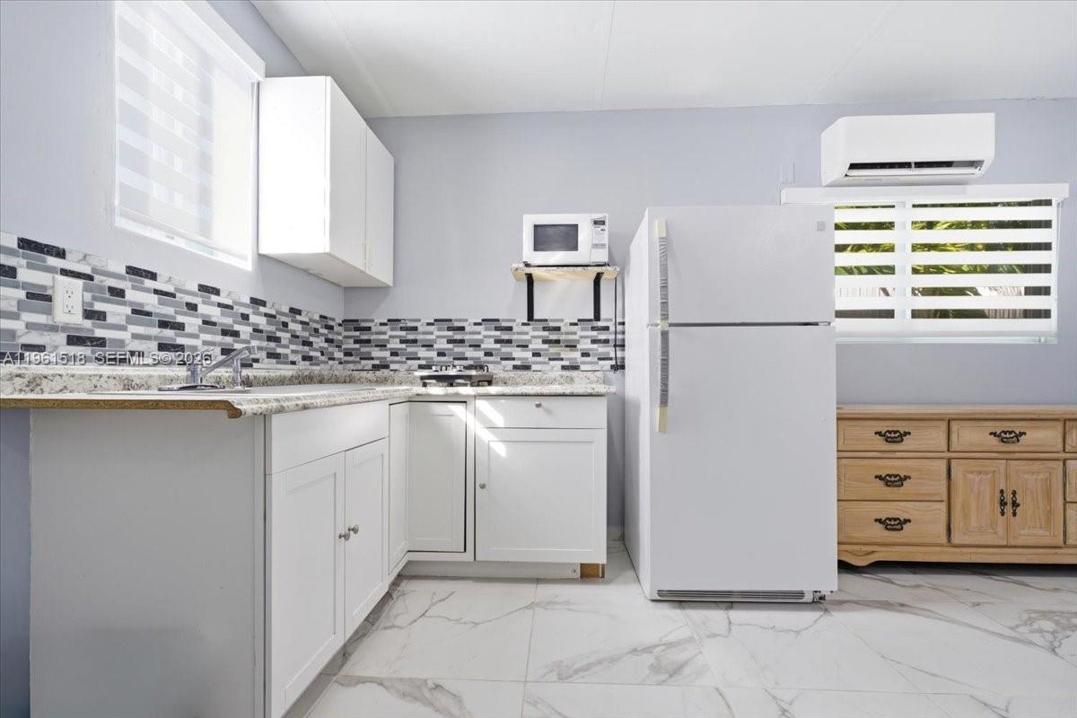 SILVER BLUFF HOMESITES - Residential Income