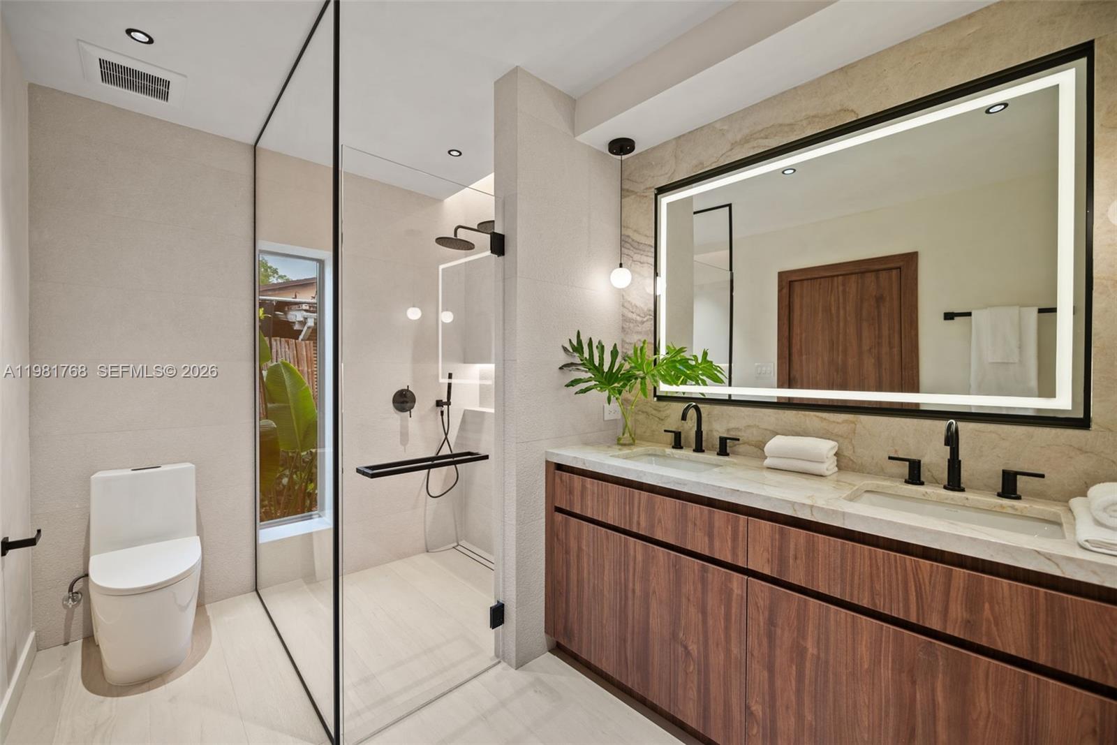 ELBARODA GROVE - Residential