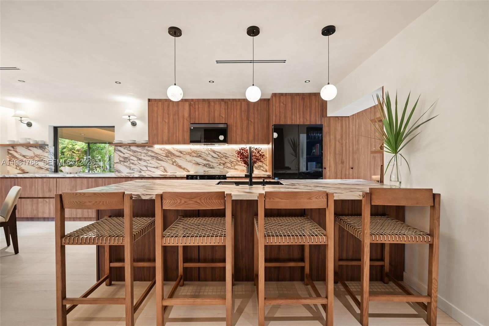 ELBARODA GROVE - Residential