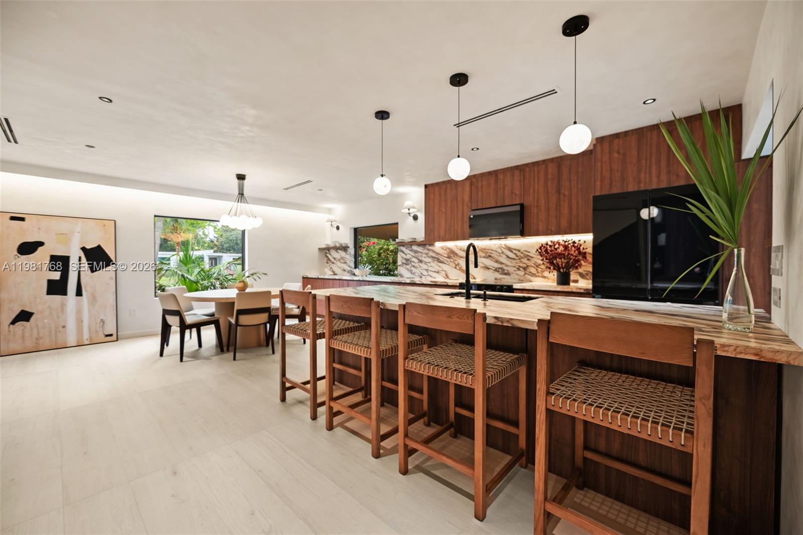 ELBARODA GROVE - Residential