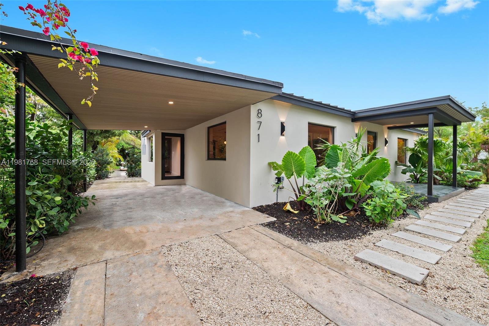 ELBARODA GROVE - Residential