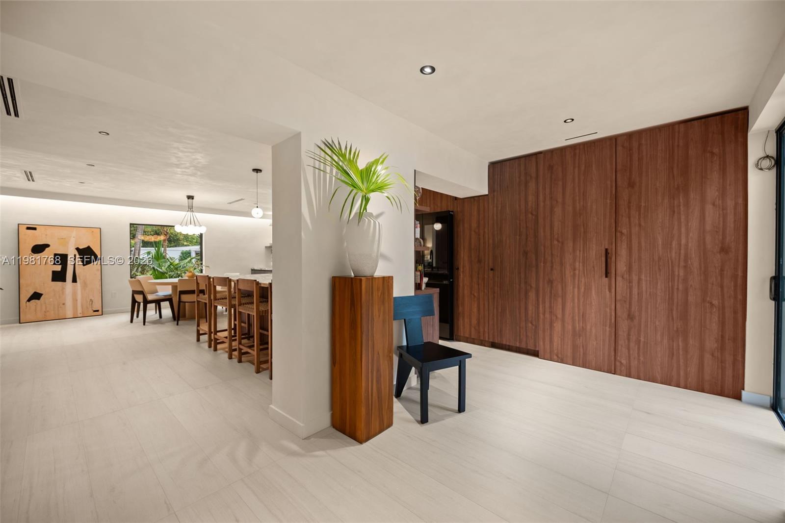 ELBARODA GROVE - Residential