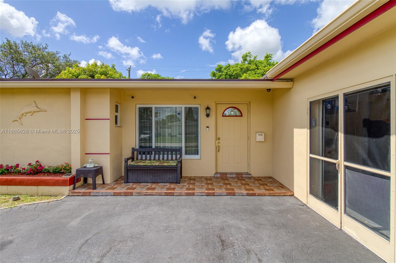 6530 NW 29th St