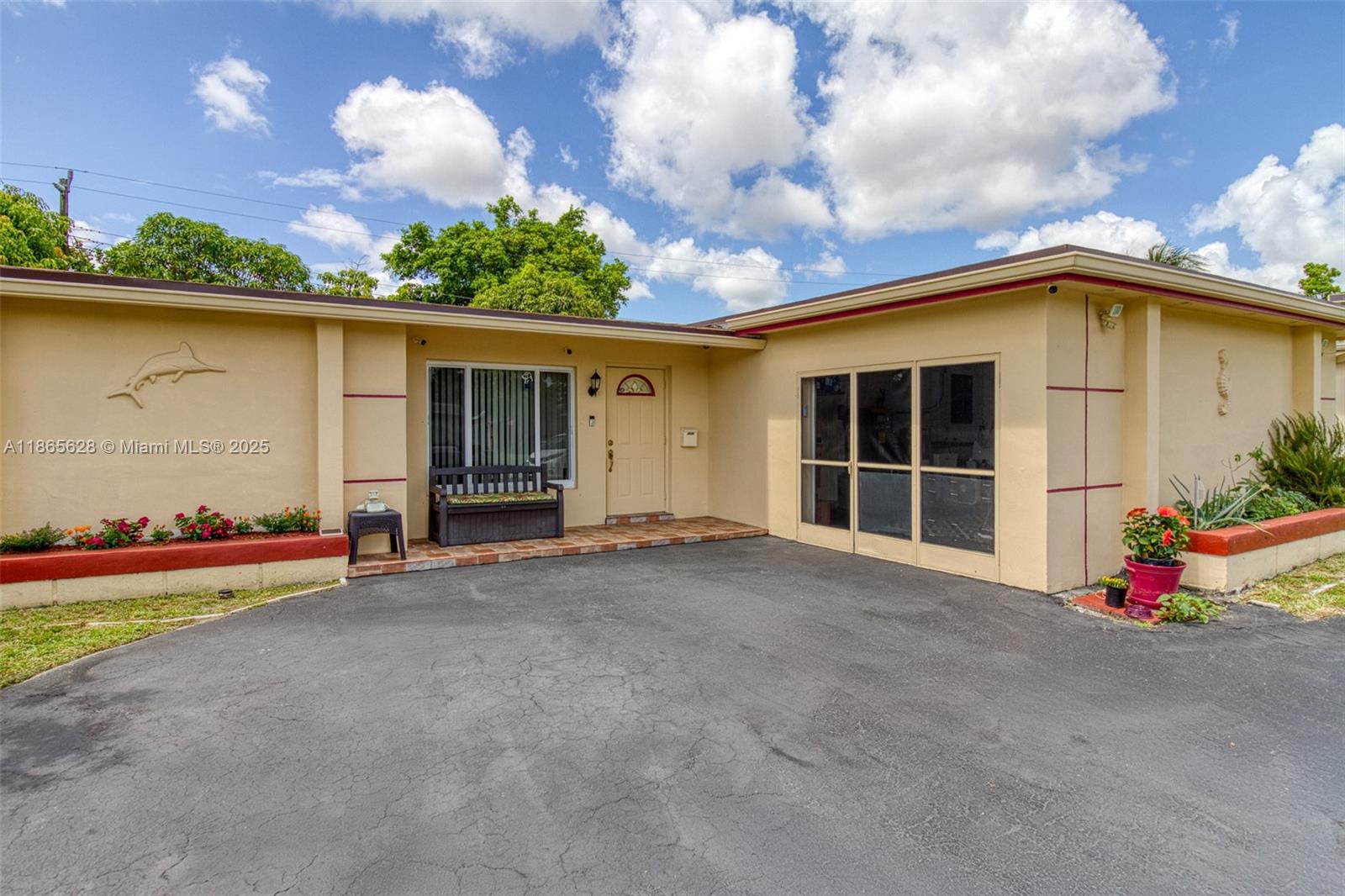 6530 NW 29th St