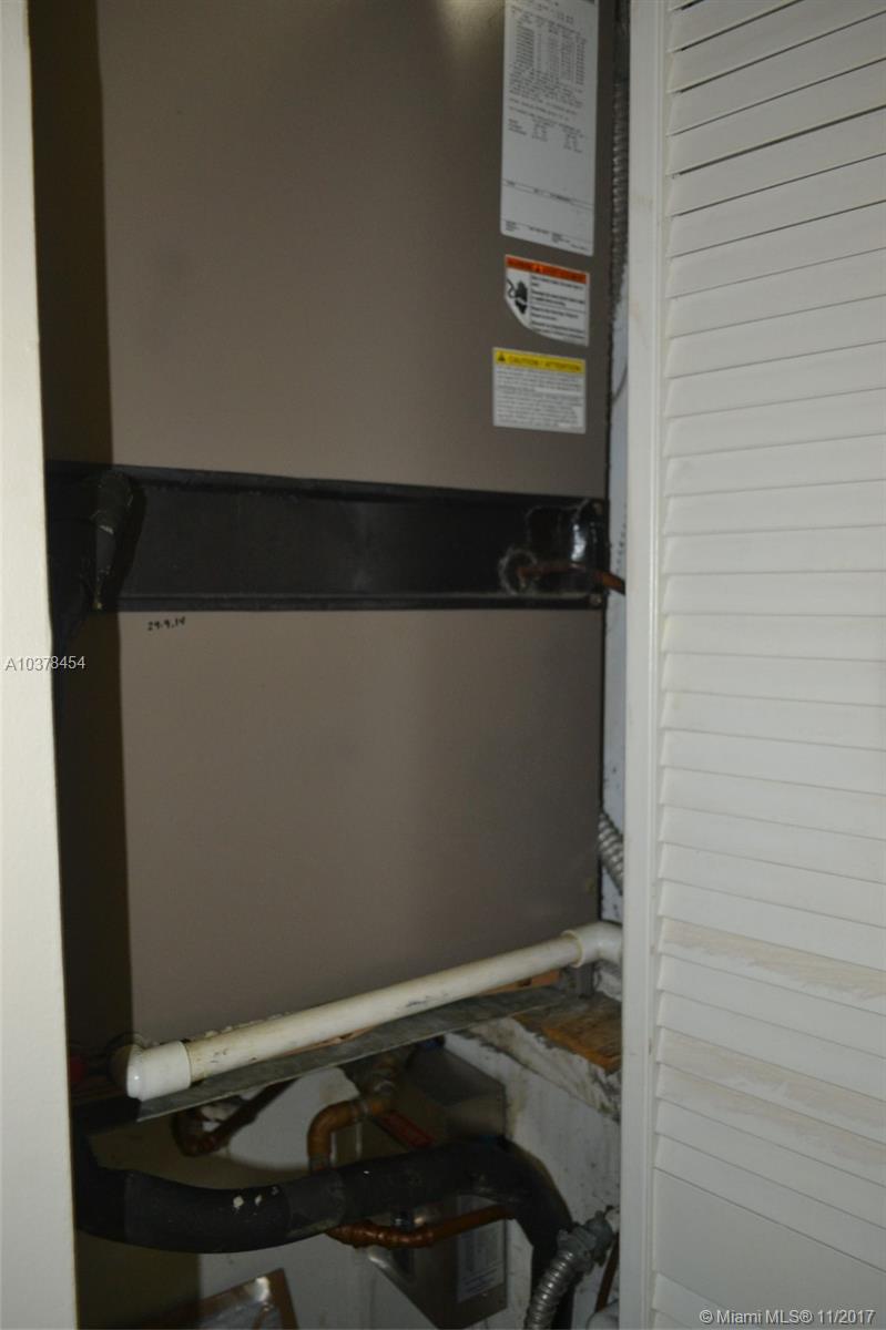 GRAND VISTA CONDO - Residential