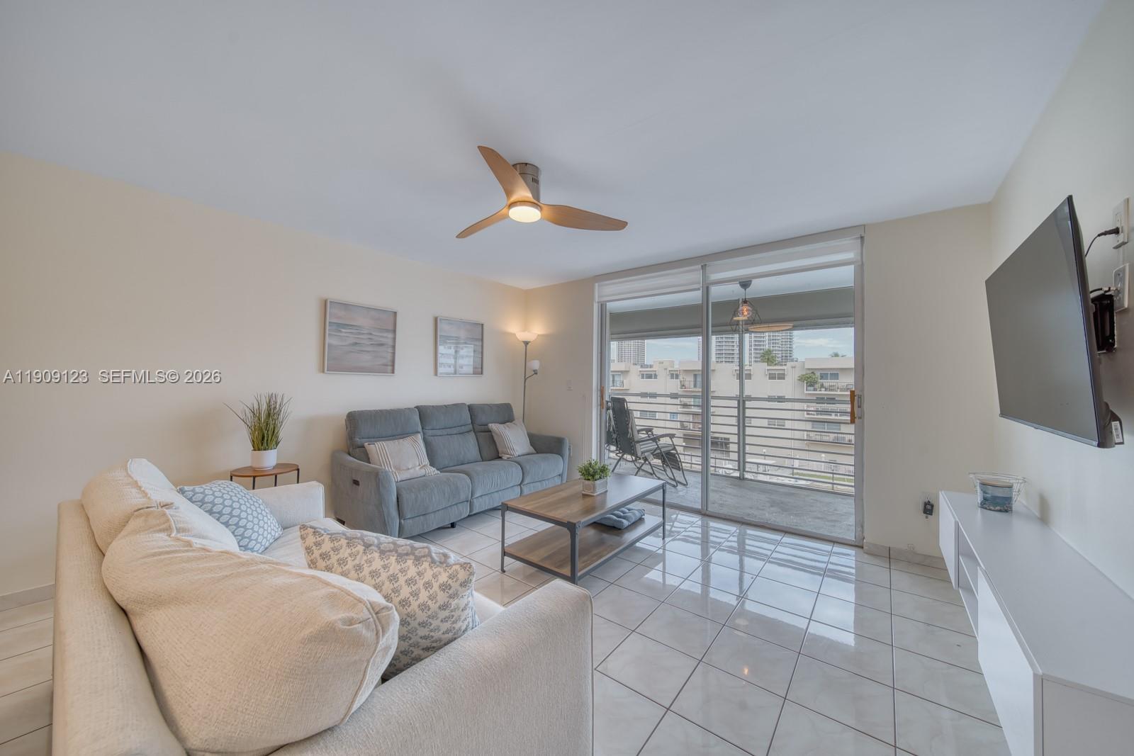 EASTERN SHORES - Residential