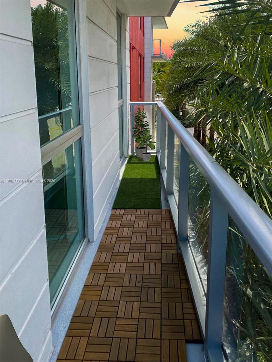 GRAND BAY COMMONS SOUTH - Residential Lease