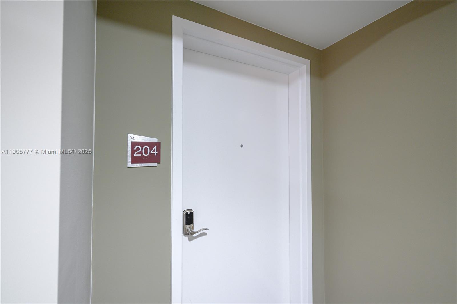 GRAND BAY COMMONS SOUTH - Residential Lease