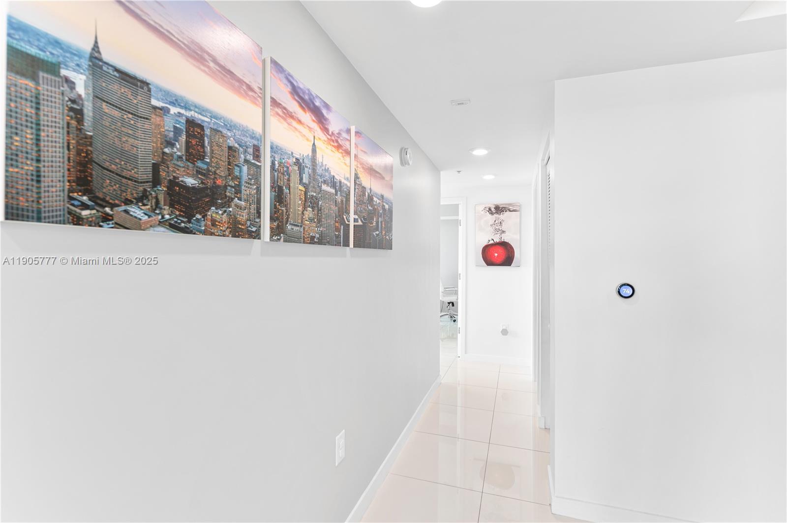 GRAND BAY COMMONS SOUTH - Residential Lease