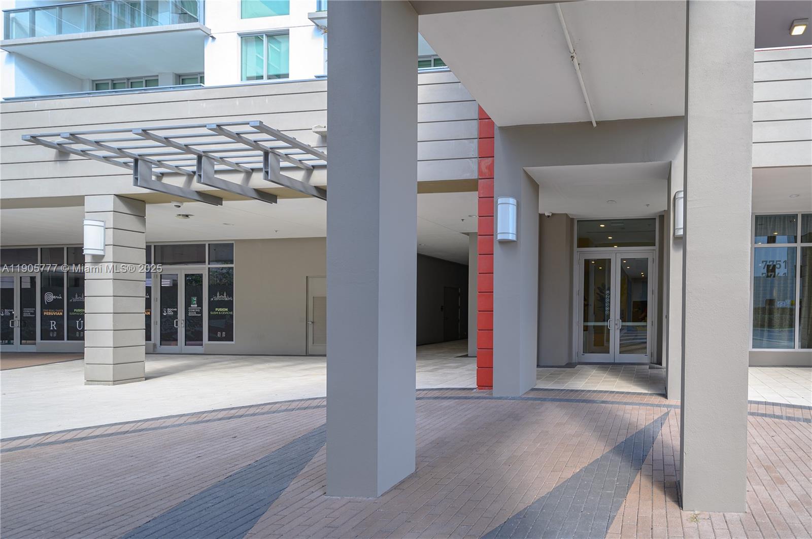 GRAND BAY COMMONS SOUTH - Residential Lease