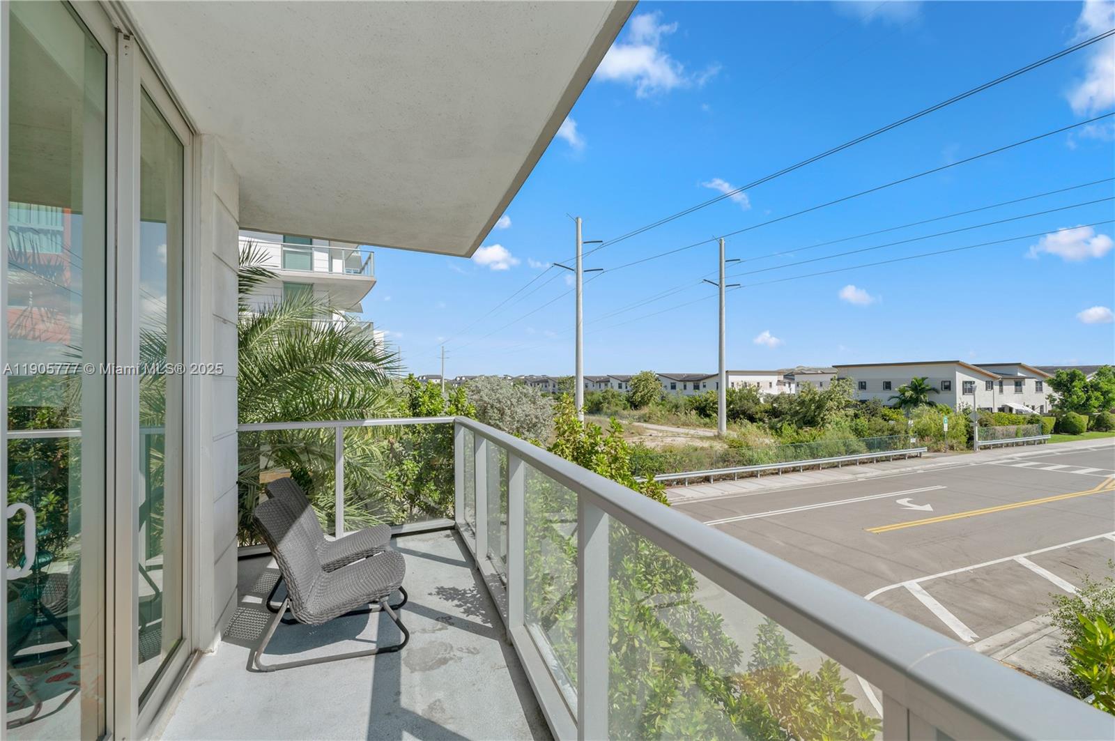 GRAND BAY COMMONS SOUTH - Residential Lease