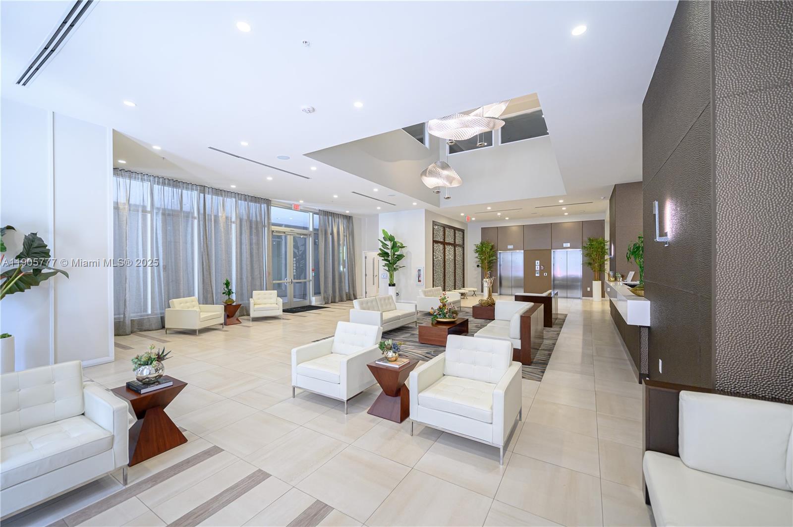 GRAND BAY COMMONS SOUTH - Residential Lease