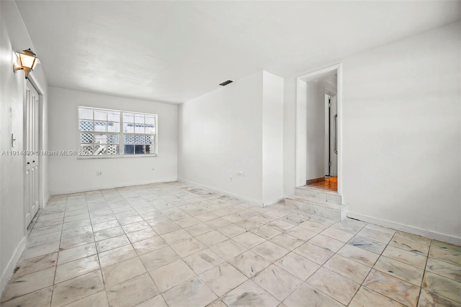 GRIFFING BISCAYNE PARK ES - Residential