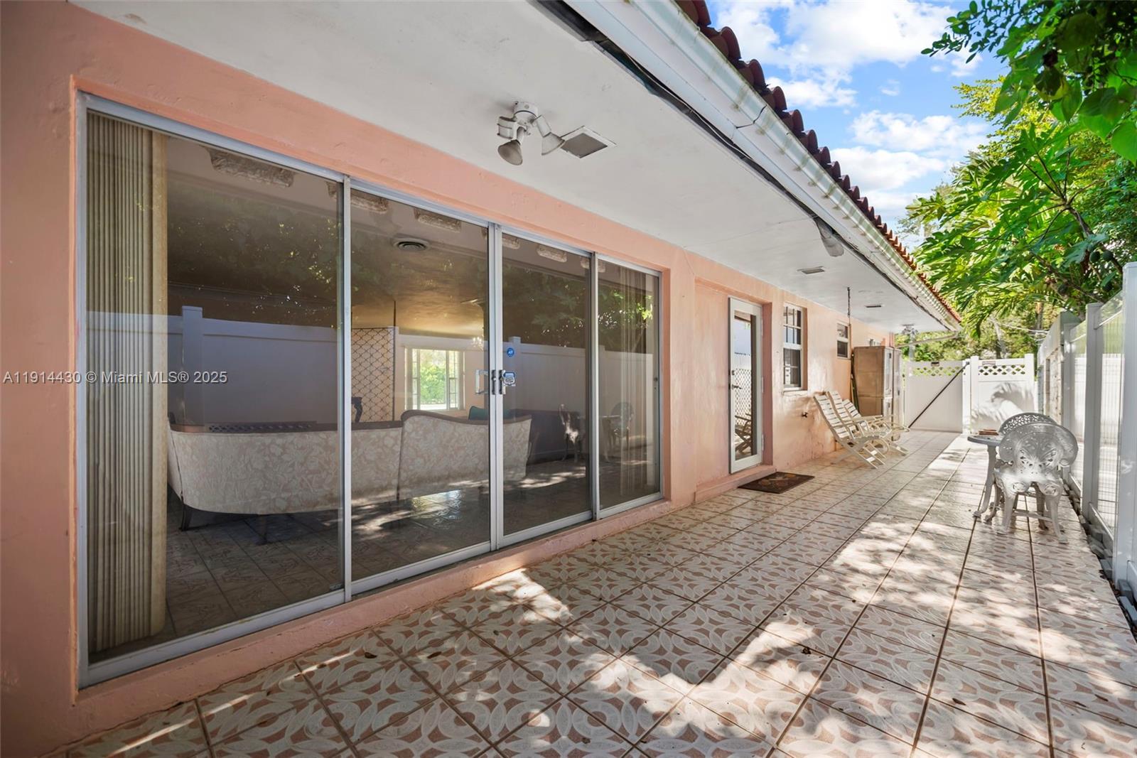 GRIFFING BISCAYNE PARK ES - Residential