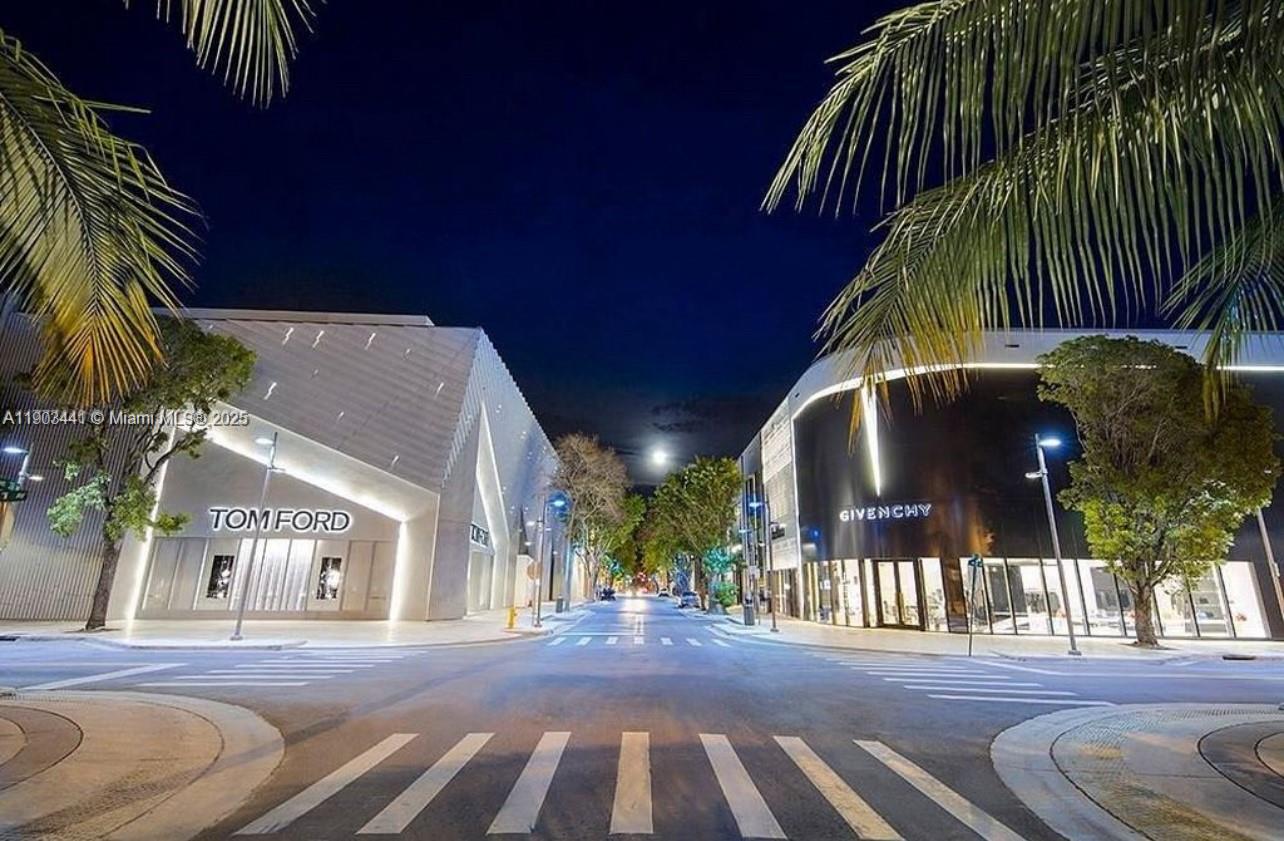 NORTH GATE - Residential Lease