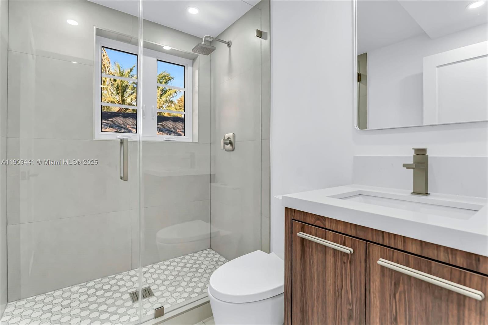 NORTH GATE - Residential Lease