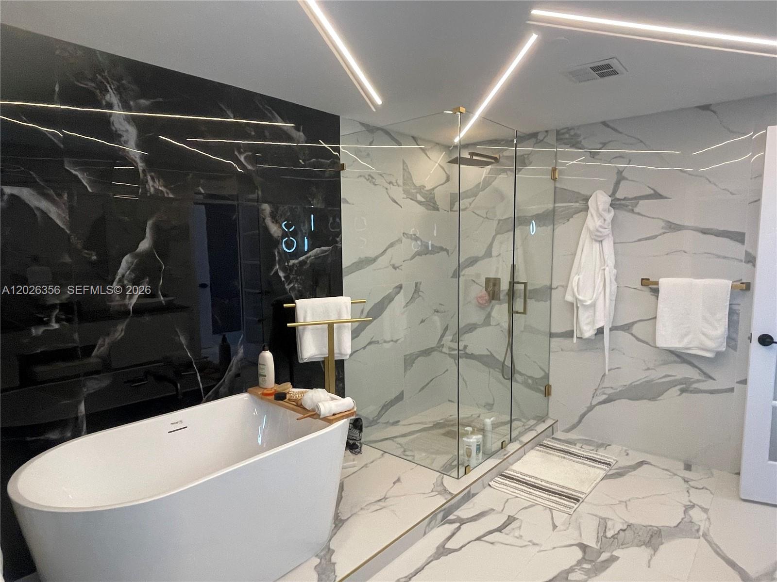 OCEAN PALMS CONDO - Residential