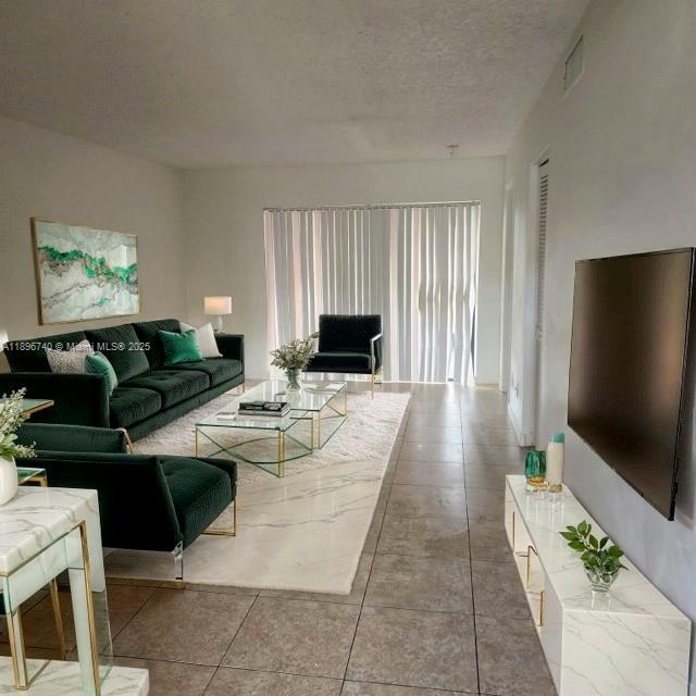 View photos, virtual tours, details... 3396 Foxcroft Rd 113