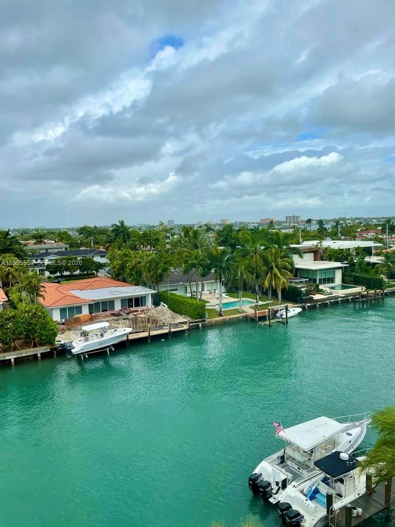 9800 W Bay Harbor Dr 603