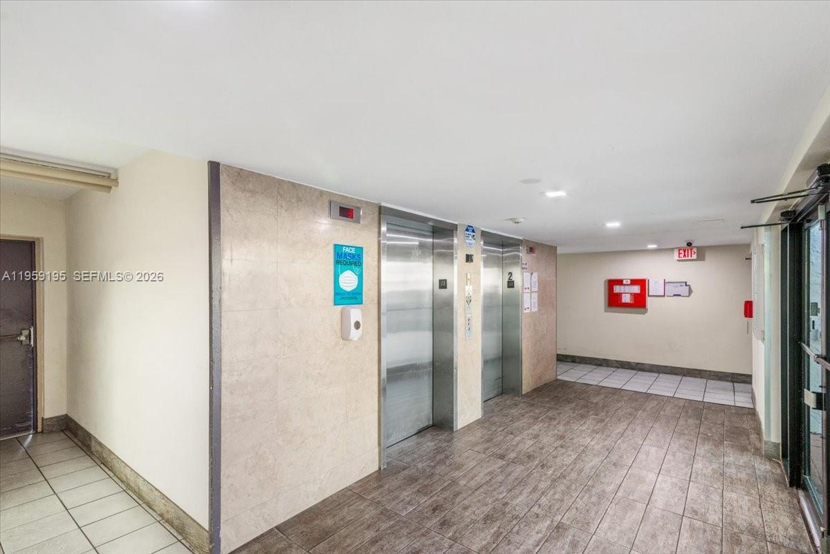 FONTAINEBLEAU GARDENS CON - Residential