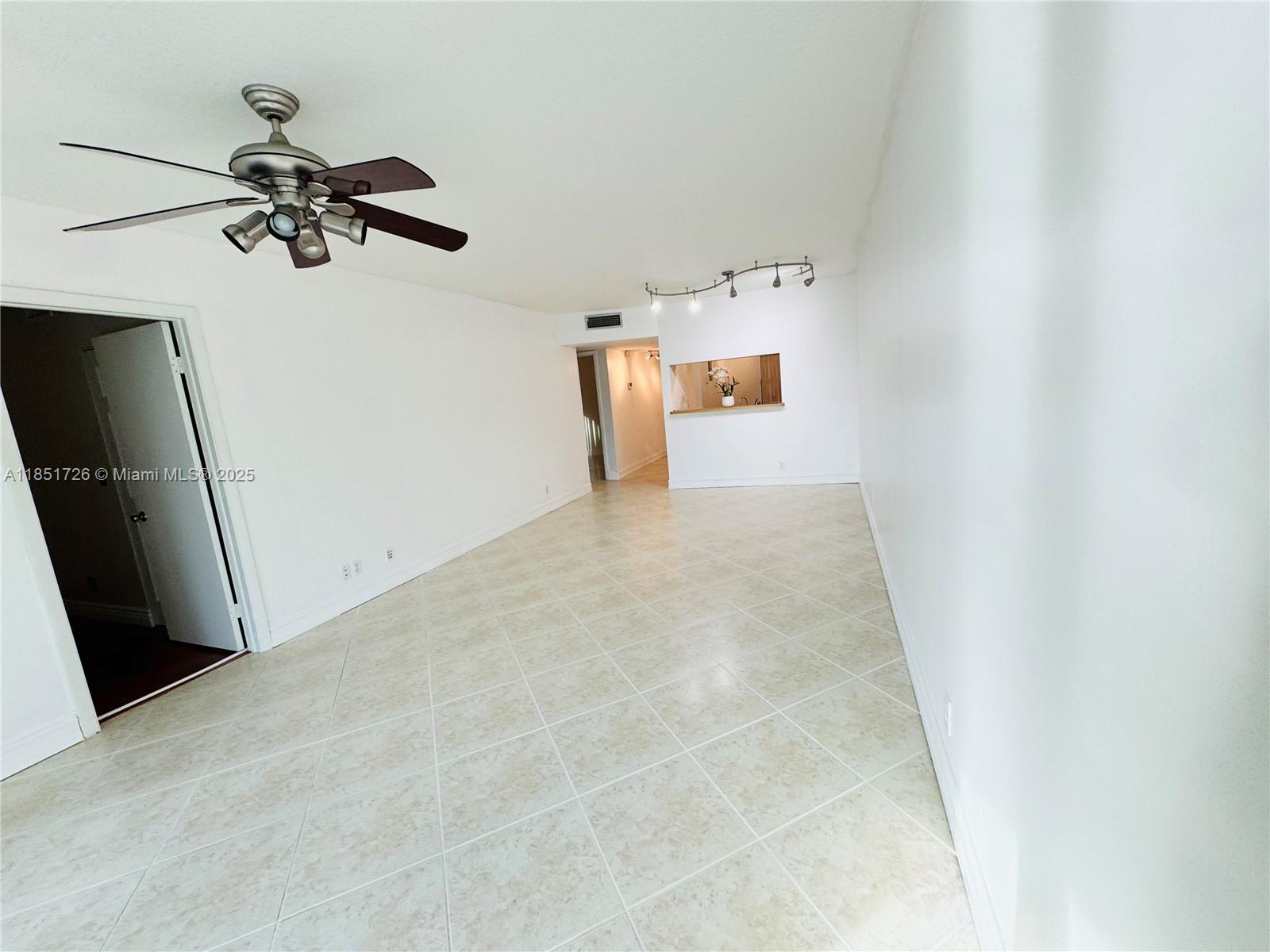 11312 Taft St 11312