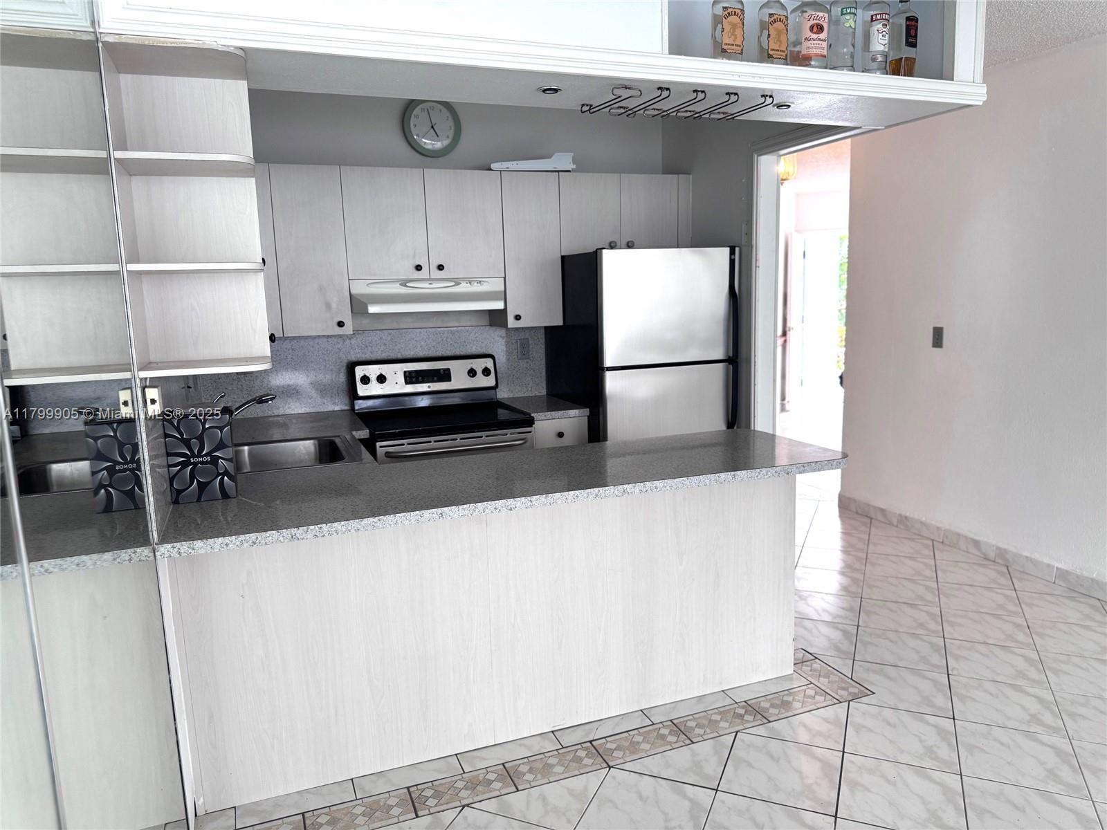 TAROMINA APTS CO-OP - Residential