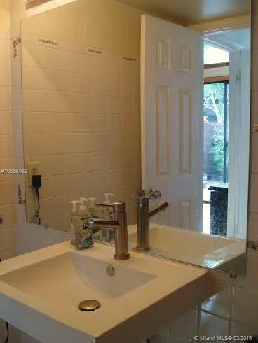 Palm-Aire Village 4th Sec - Residential