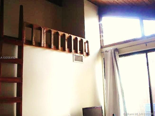 Palm-Aire Village 4th Sec - Residential