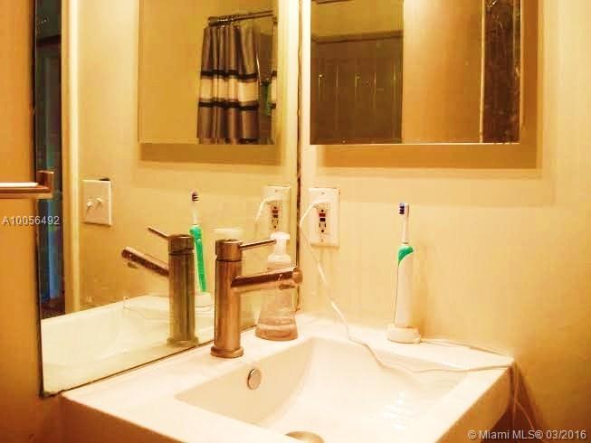 Palm-Aire Village 4th Sec - Residential