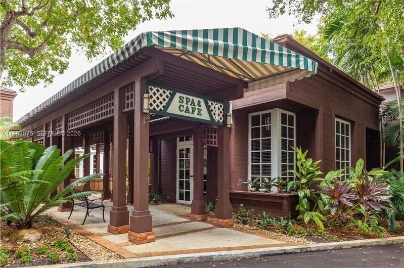 TOWERS OF QUAYSIDE CONDO - Residential Lease