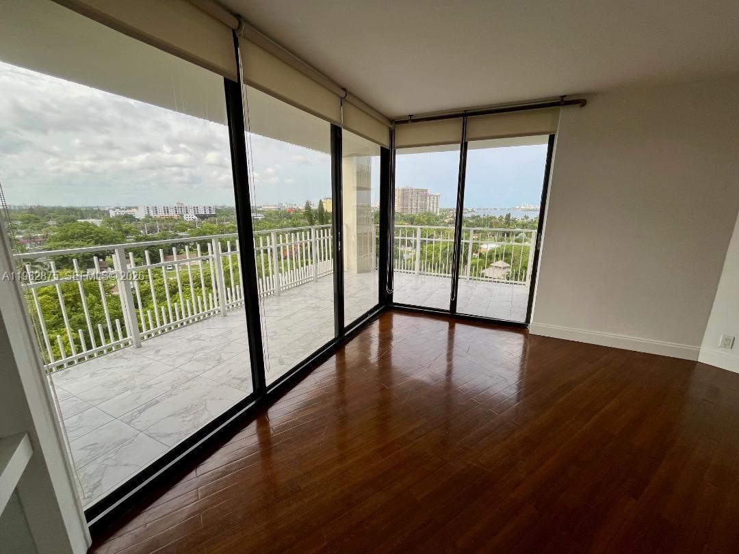 TOWERS OF QUAYSIDE CONDO - Residential Lease