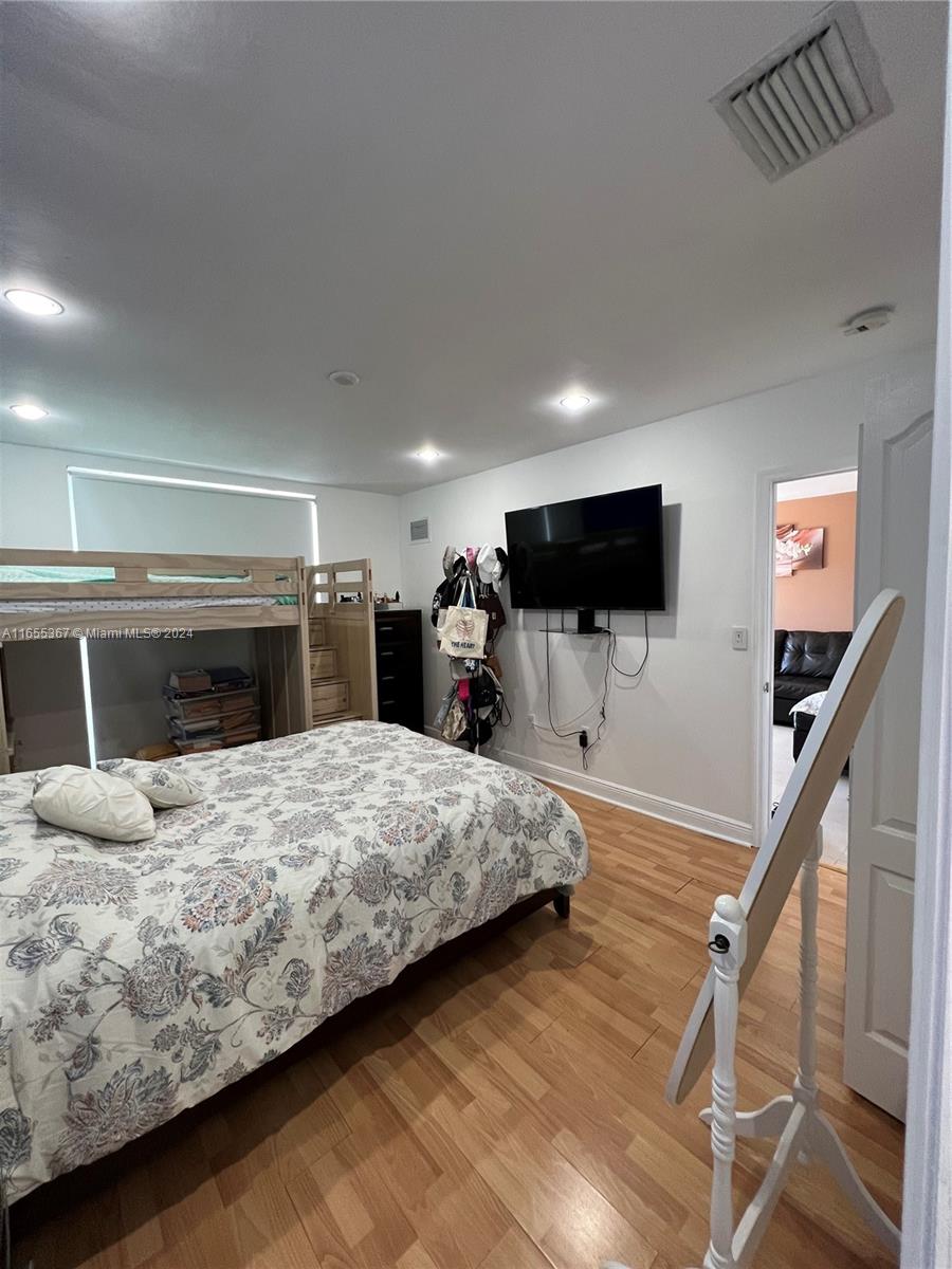 GROVE VIEW CONDO - Residential