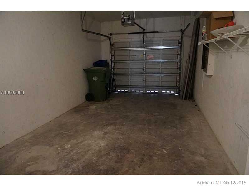 Sectors 8, 9 & 10 161-3 B - Residential Lease