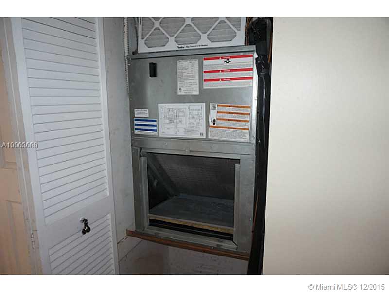 Sectors 8, 9 & 10 161-3 B - Residential Lease