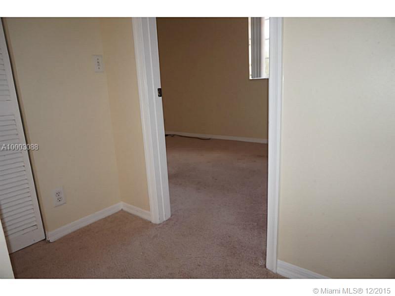 Sectors 8, 9 & 10 161-3 B - Residential Lease