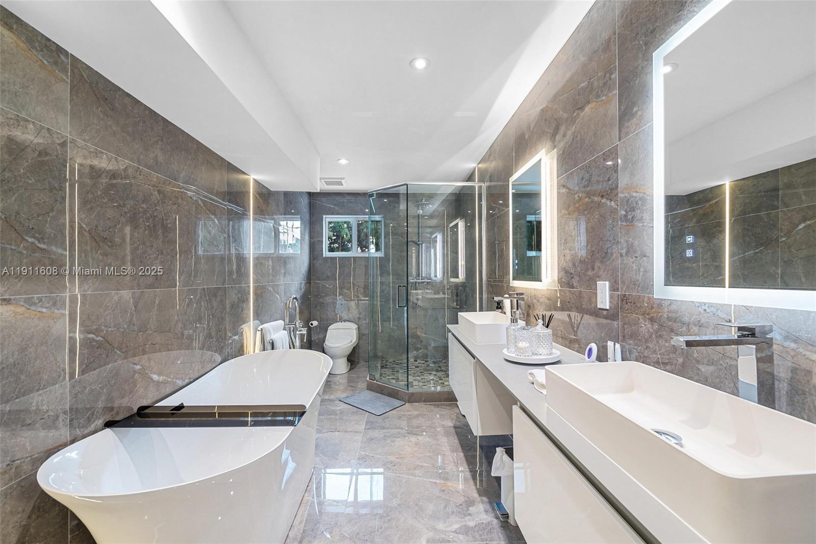 MIAMI SHORES ESTATES - Residential