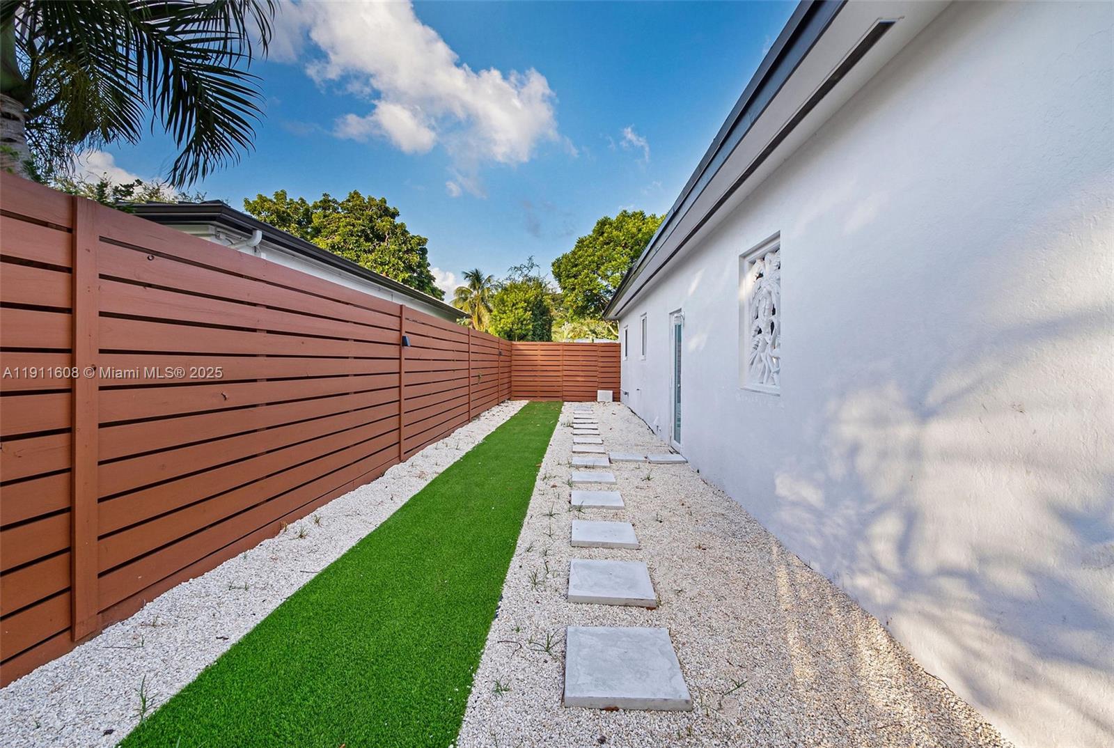 MIAMI SHORES ESTATES - Residential