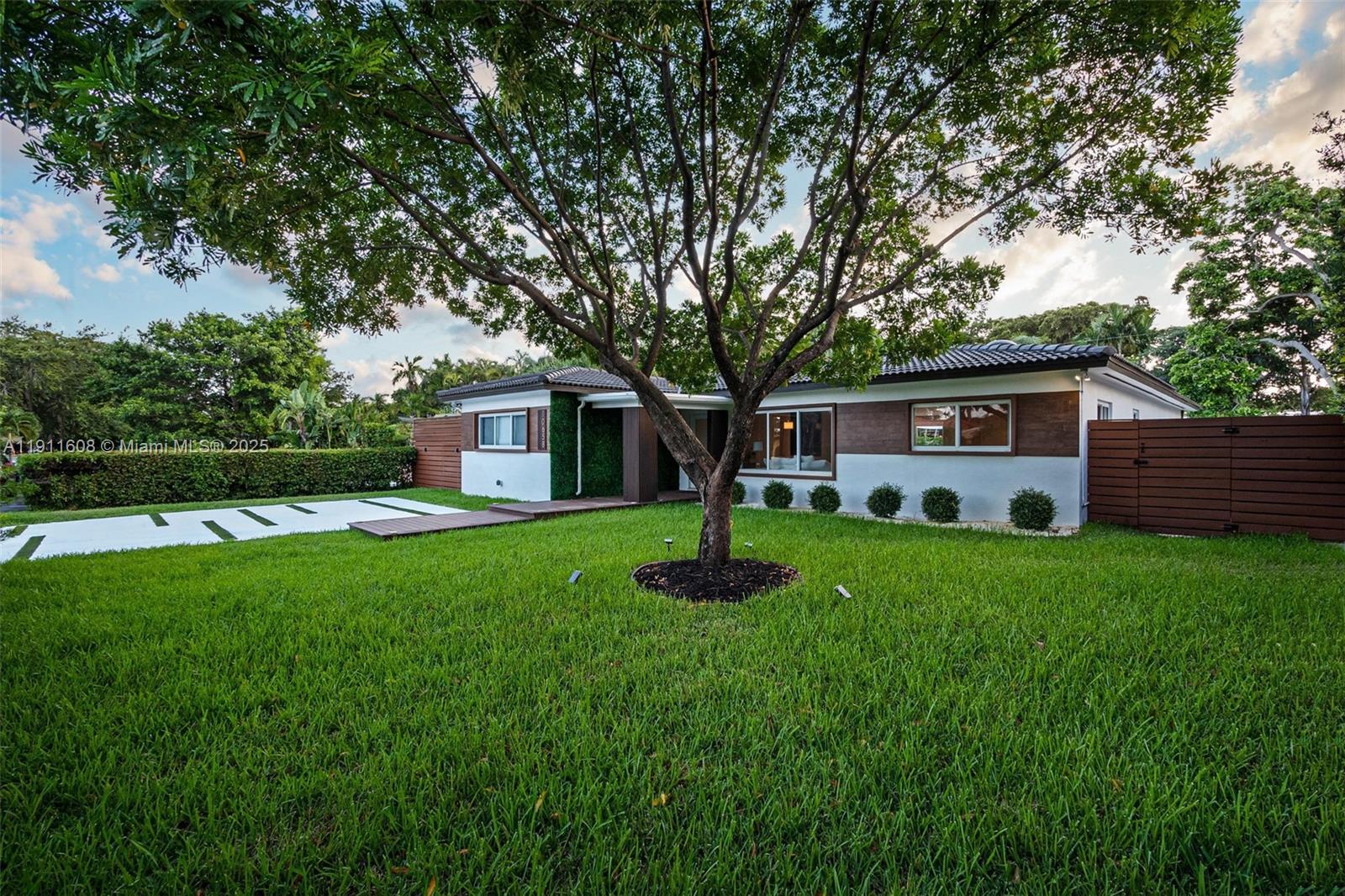 MIAMI SHORES ESTATES - Residential