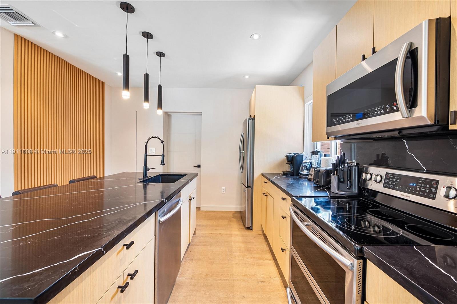 MIAMI SHORES ESTATES - Residential