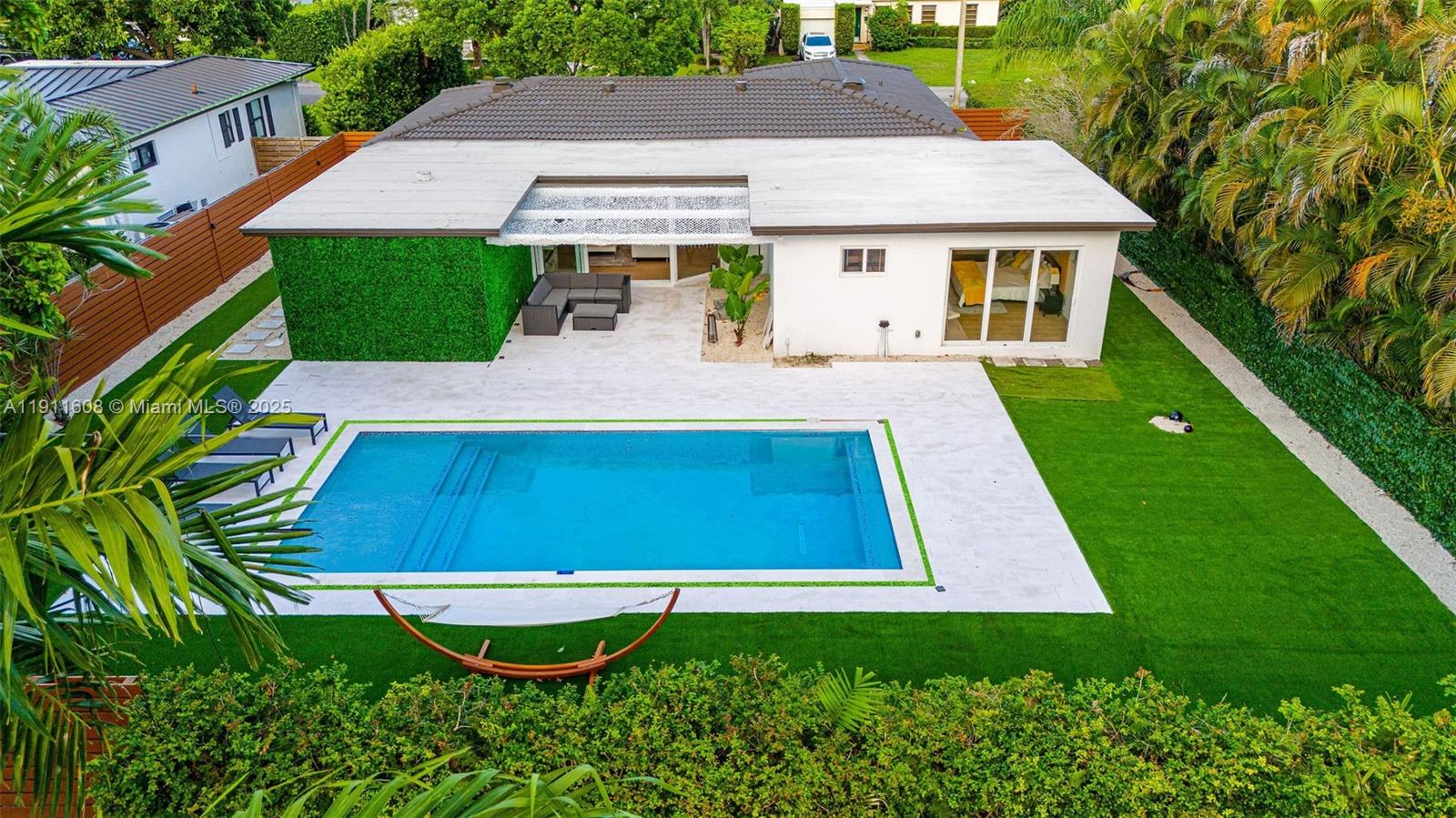 MIAMI SHORES ESTATES - Residential