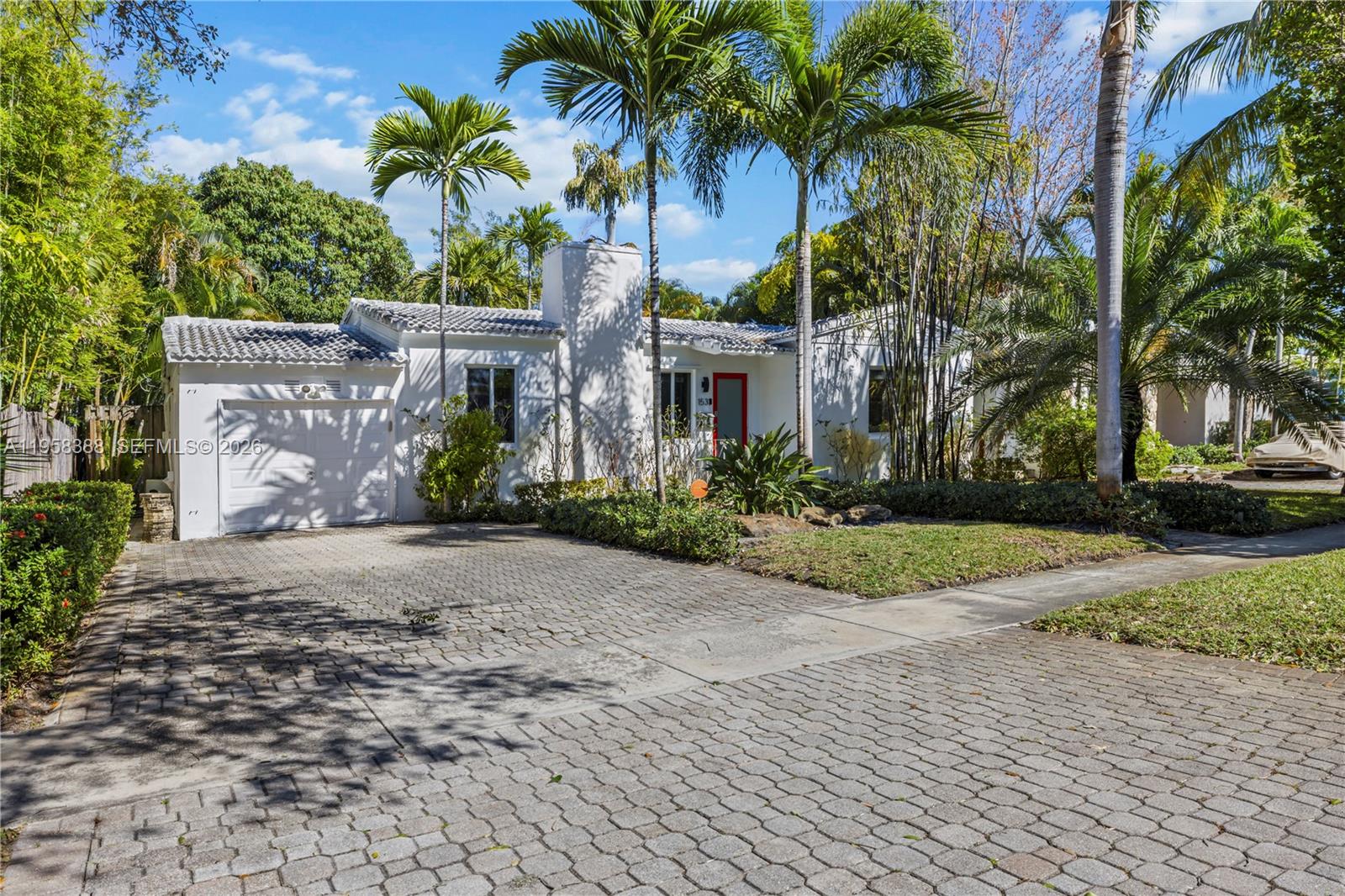 SUNSET TRAILS - Residential