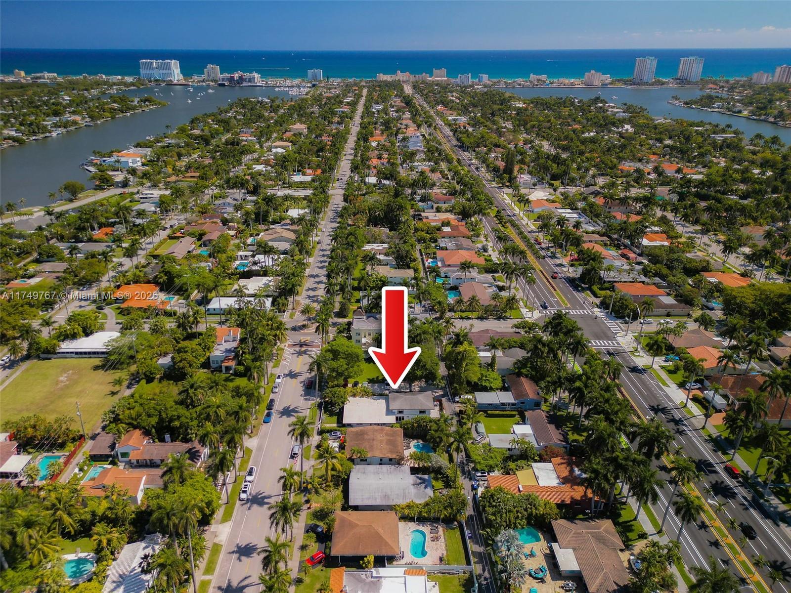 HOLLYWOOD LAKES SECTION - Residential