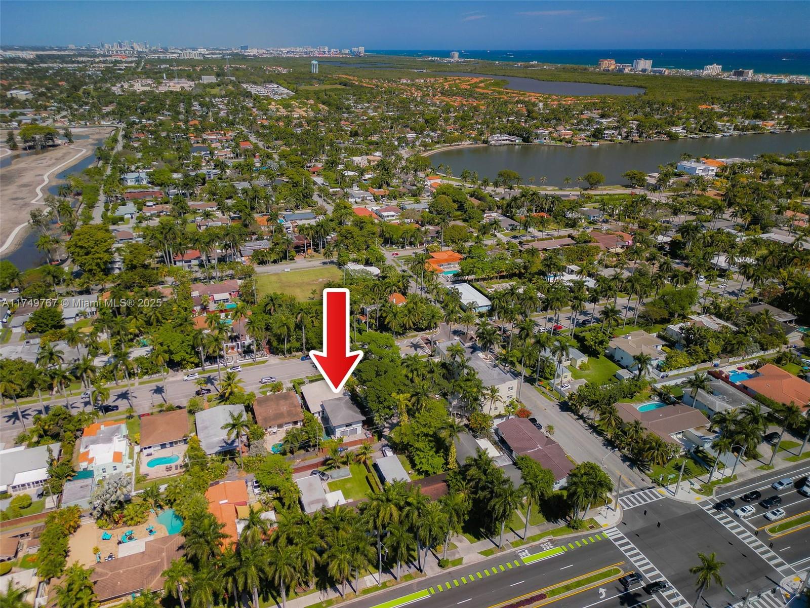 HOLLYWOOD LAKES SECTION - Residential