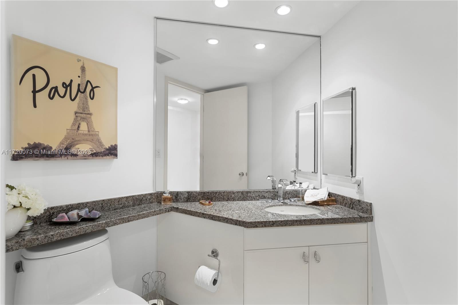 MARINA TOWER CONDO - Residential