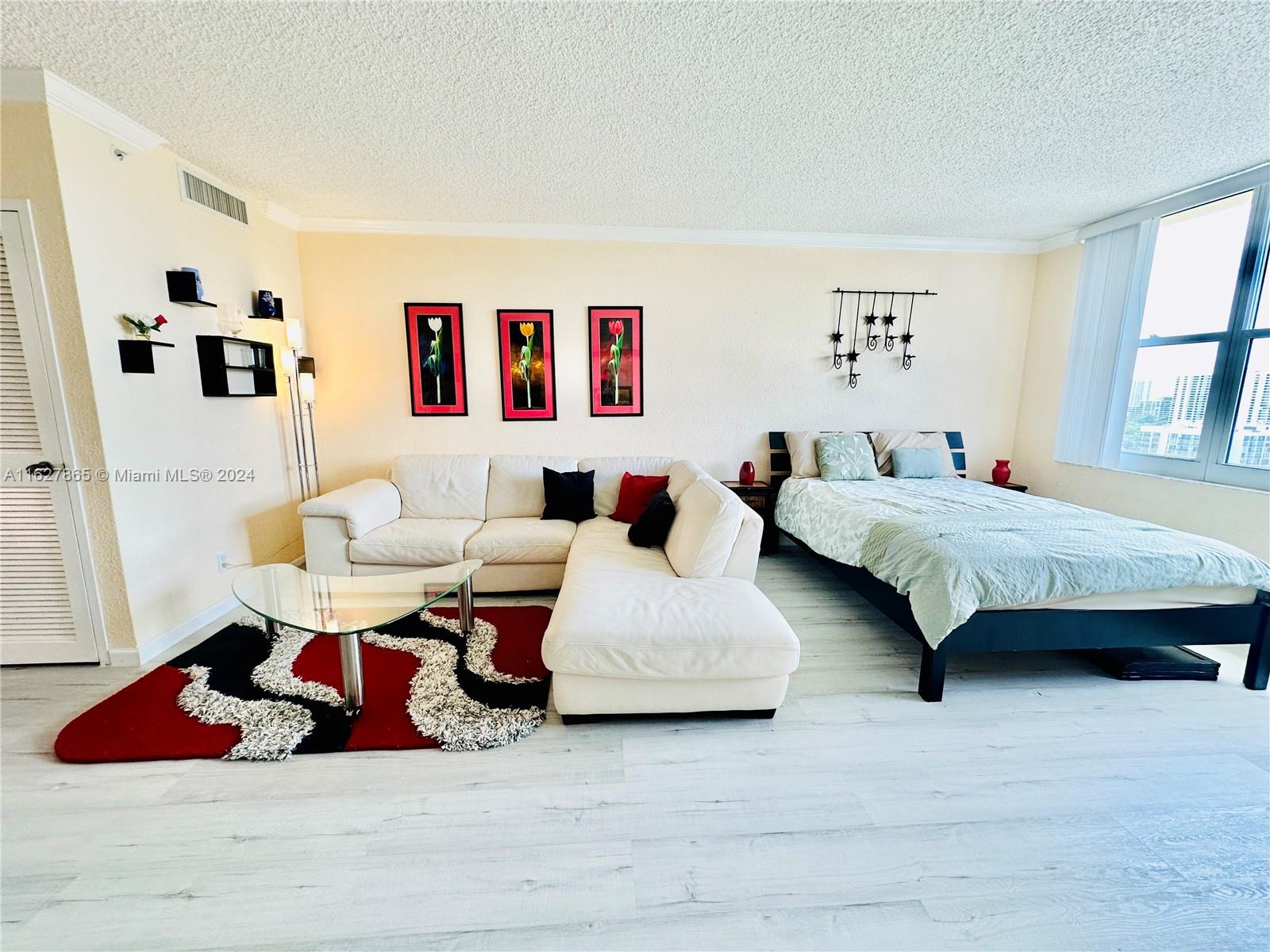 WAVE CONDO - Residential Lease