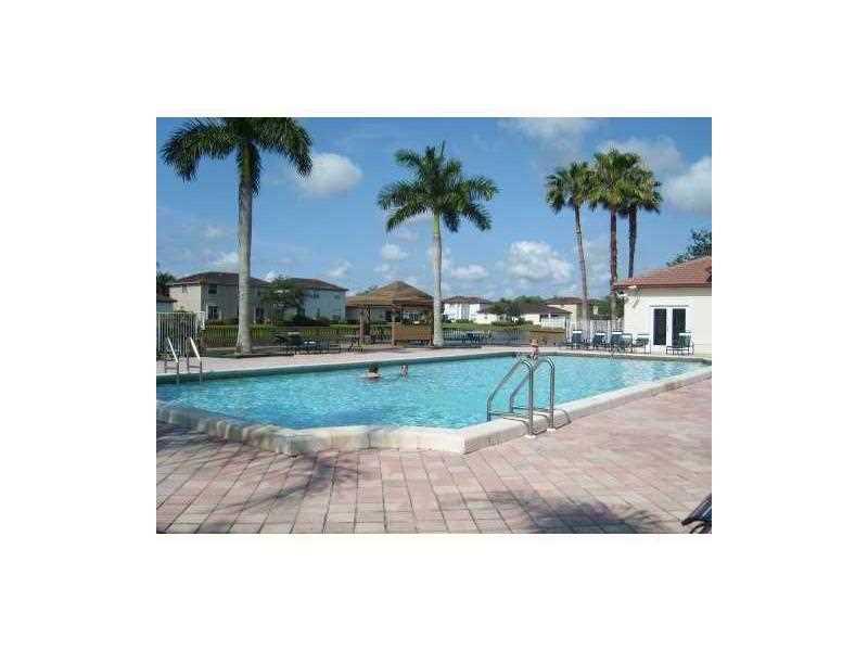 EMERALD COURTS - OPAL CRE - Residential Lease